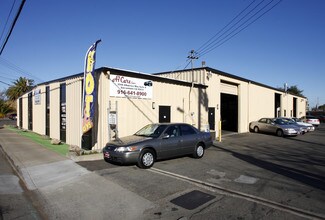 Plus de détails pour 2548 Albatross Way, Sacramento, CA - Industriel à louer