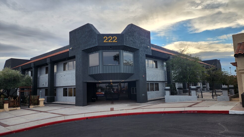 222-228 S Rainbow Blvd, Las Vegas, NV for lease - Building Photo - Image 1 of 12