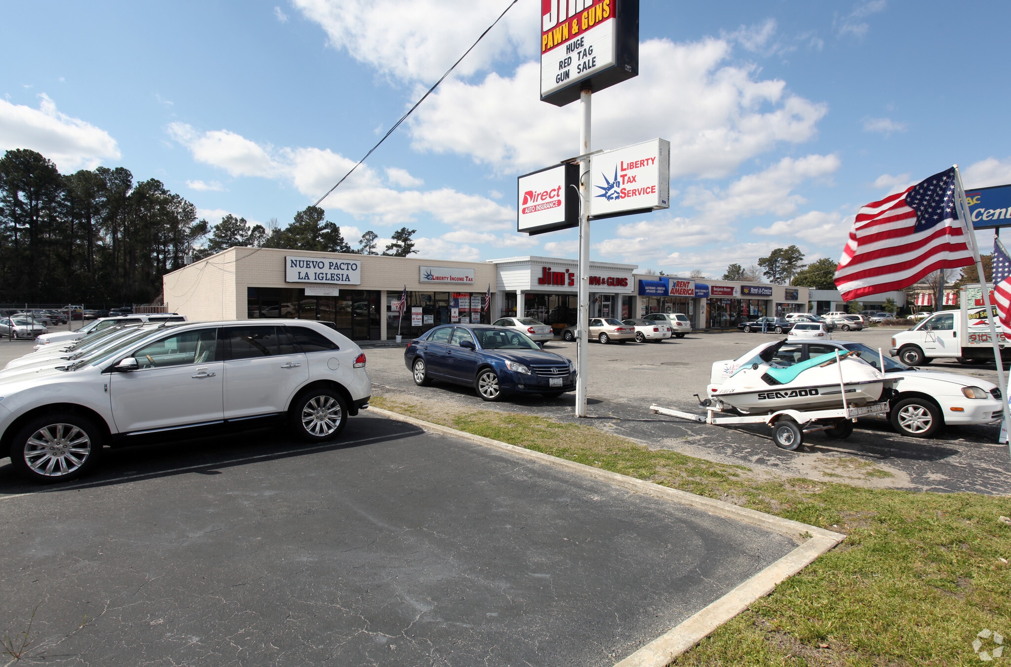 4202-4216 Oleander Dr, Wilmington, NC for lease Primary Photo- Image 1 of 4