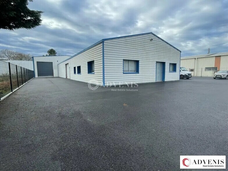 Flex in Cestas for lease - Building Photo - Image 1 of 8