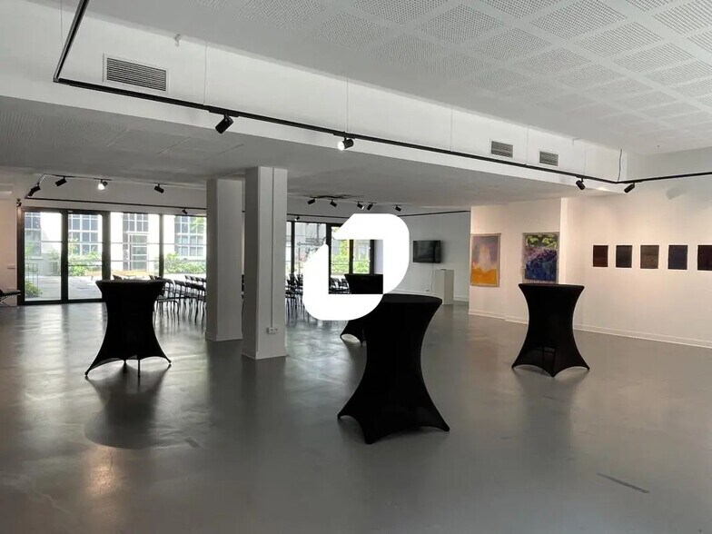 Bureau dans Lille à vendre - Photo du bâtiment - Image 2 de 7