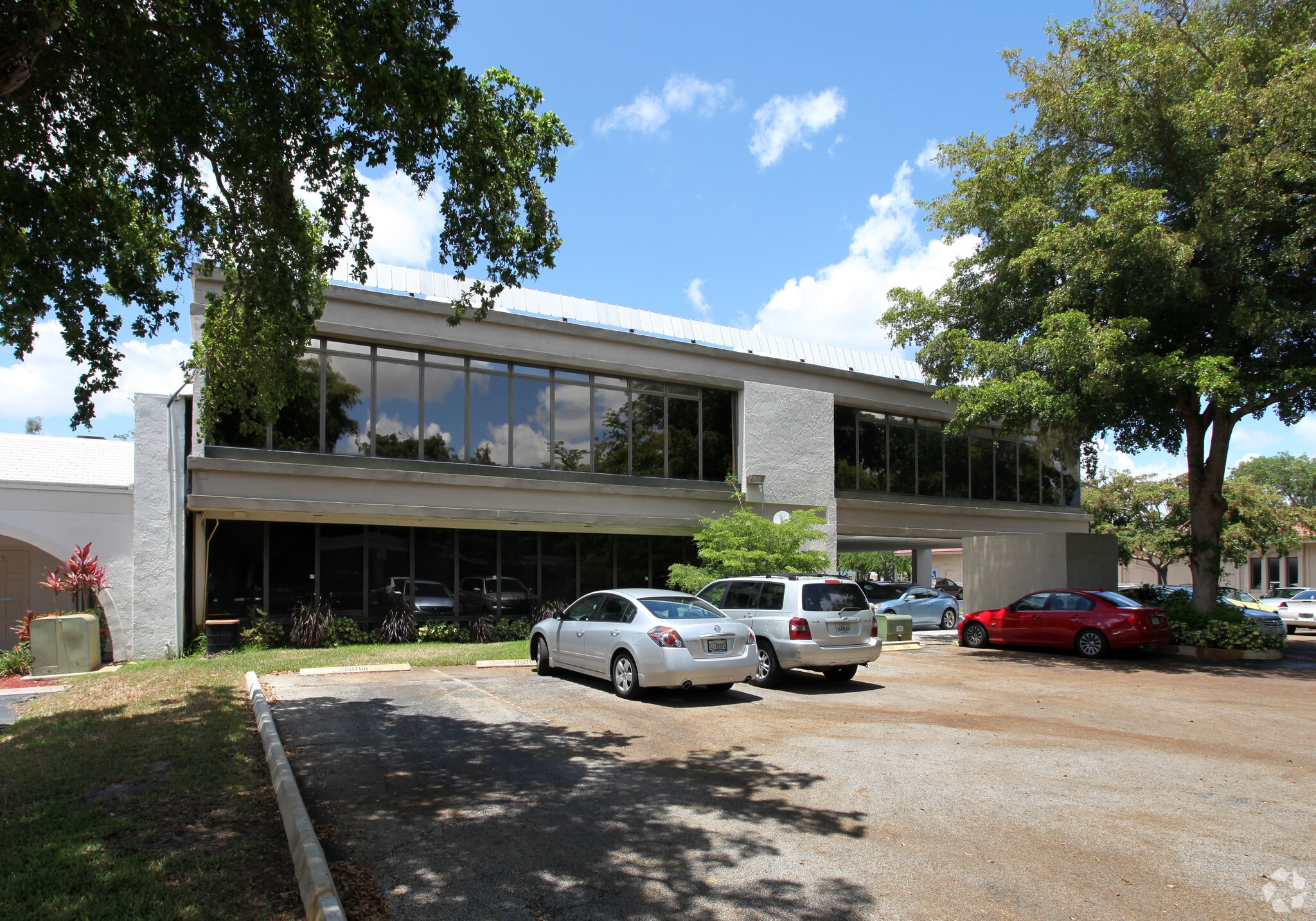 7520 NW 5th St, Fort Lauderdale, FL for lease Building Photo- Image 1 of 6