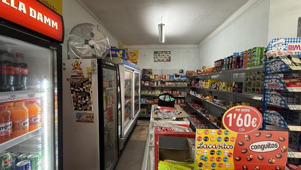 Immeuble residentiel dans Esplugues de Llobregat, Barcelona à vendre - Photo du bâtiment - Image 2 de 13