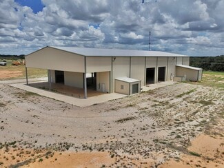 More details for 7836 Old Campbellton Rd, Pleasanton, TX - Industrial for Sale