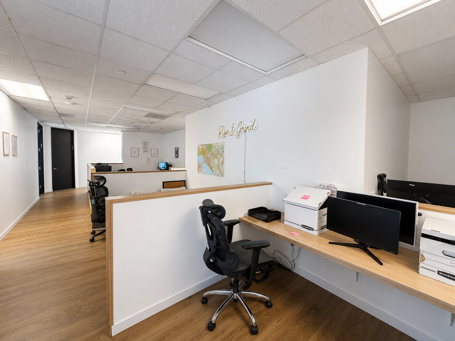 16255 Ventura Blvd, Encino, CA for lease Interior Photo- Image 1 of 6