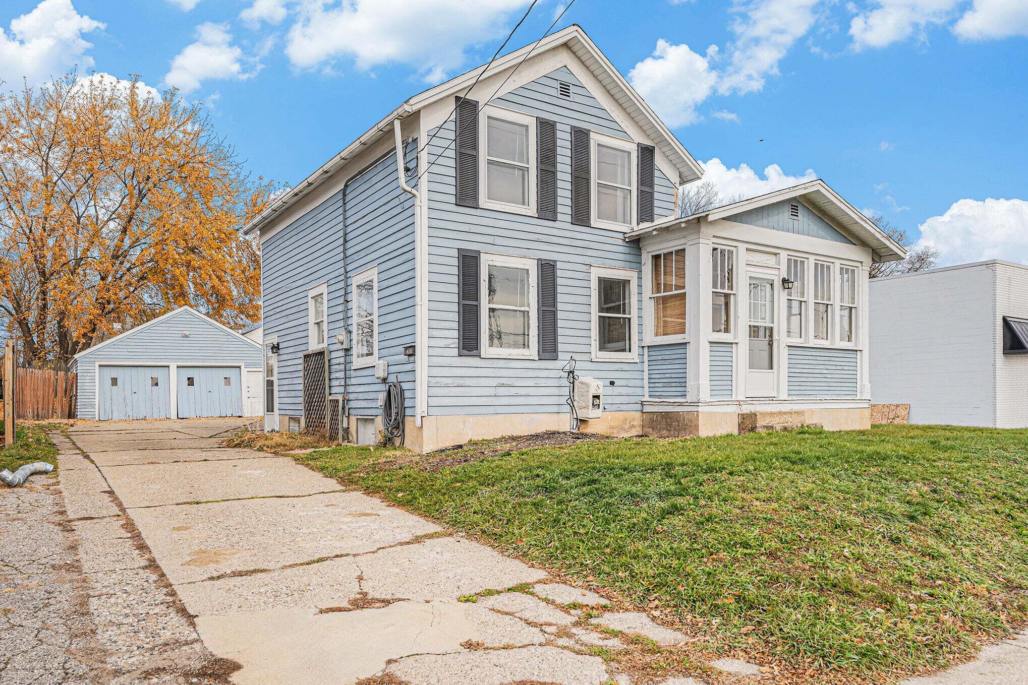 3981 White St SW, Grandville, MI for sale Primary Photo- Image 1 of 12