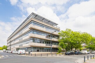 Plus de détails pour 13-19 Avenue De La Métallurgie, Saint-Denis - Bureau à louer