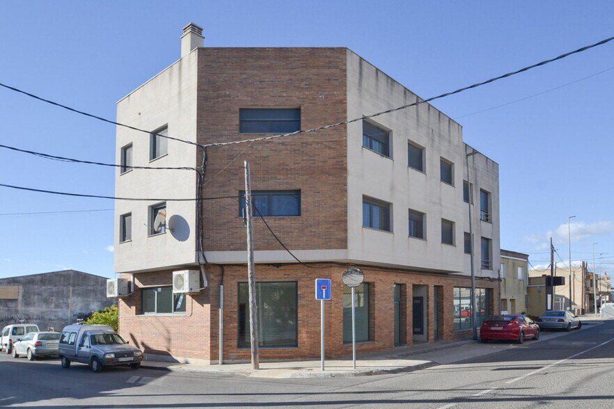 Immeuble residentiel dans Deltebre, Tarragona à vendre - Photo du bâtiment - Image 1 de 1