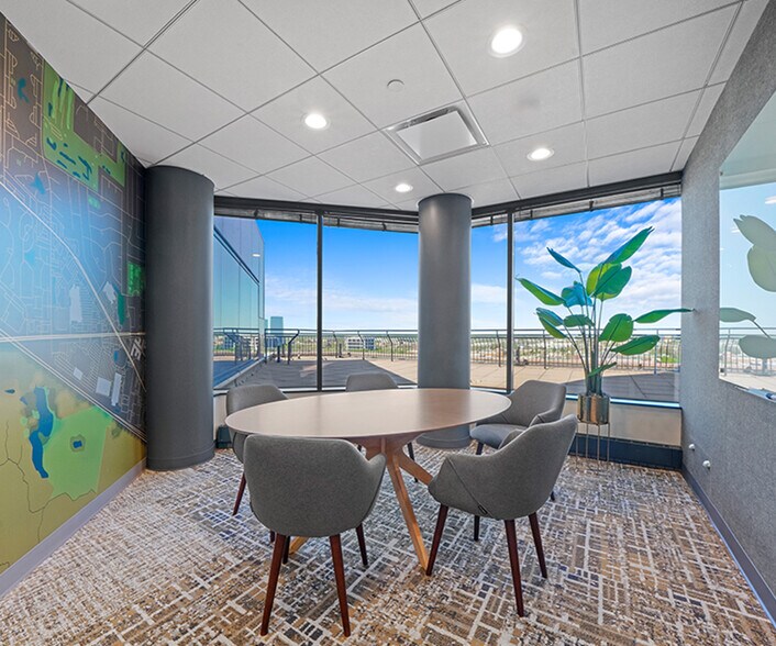 1750 E Golf Rd, Schaumburg, IL à louer - Photo intérieure - Image 3 de 10