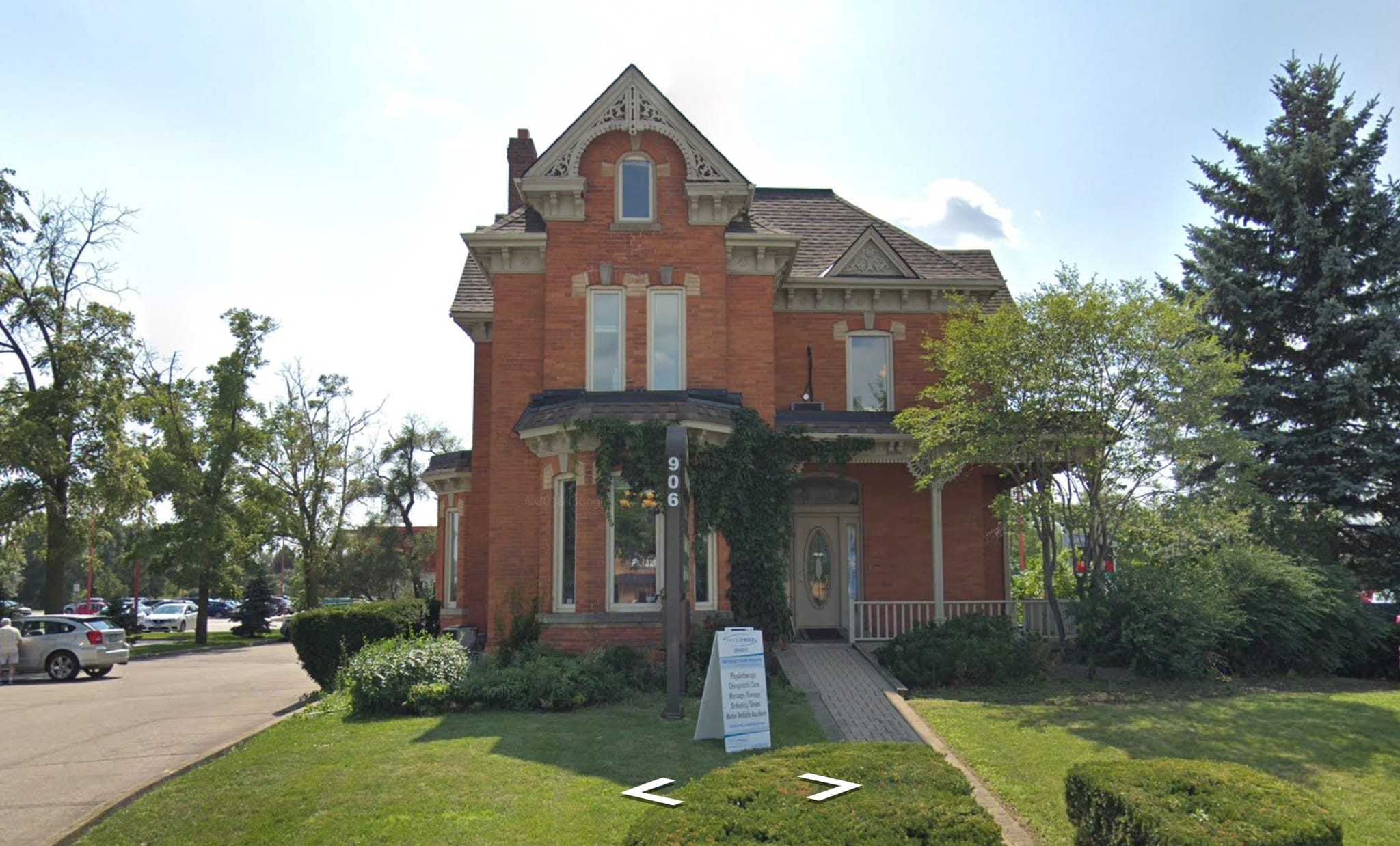 906 Brant St, Burlington, ON for sale Primary Photo- Image 1 of 1