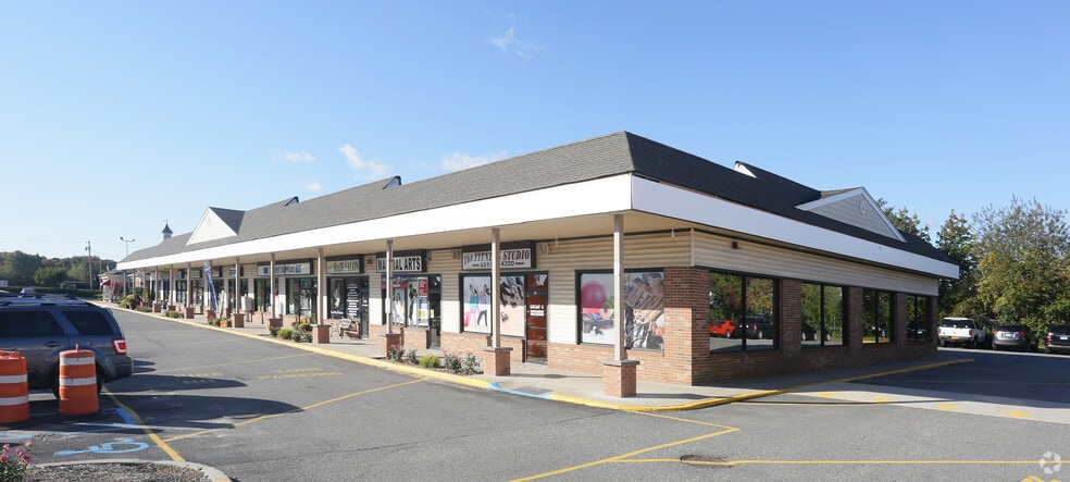 275 ROUTE 25A, Miller Place, NY for lease - Building Photo - Image 3 of 3