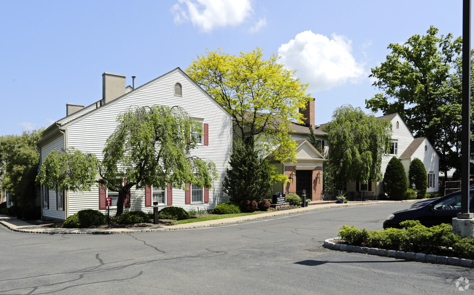 127 Main St, Chatham, NJ for sale - Building Photo - Image 1 of 1