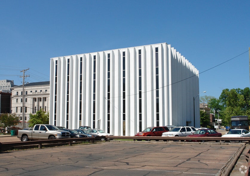 510 George St, Jackson, MS for sale - Building Photo - Image 2 of 8