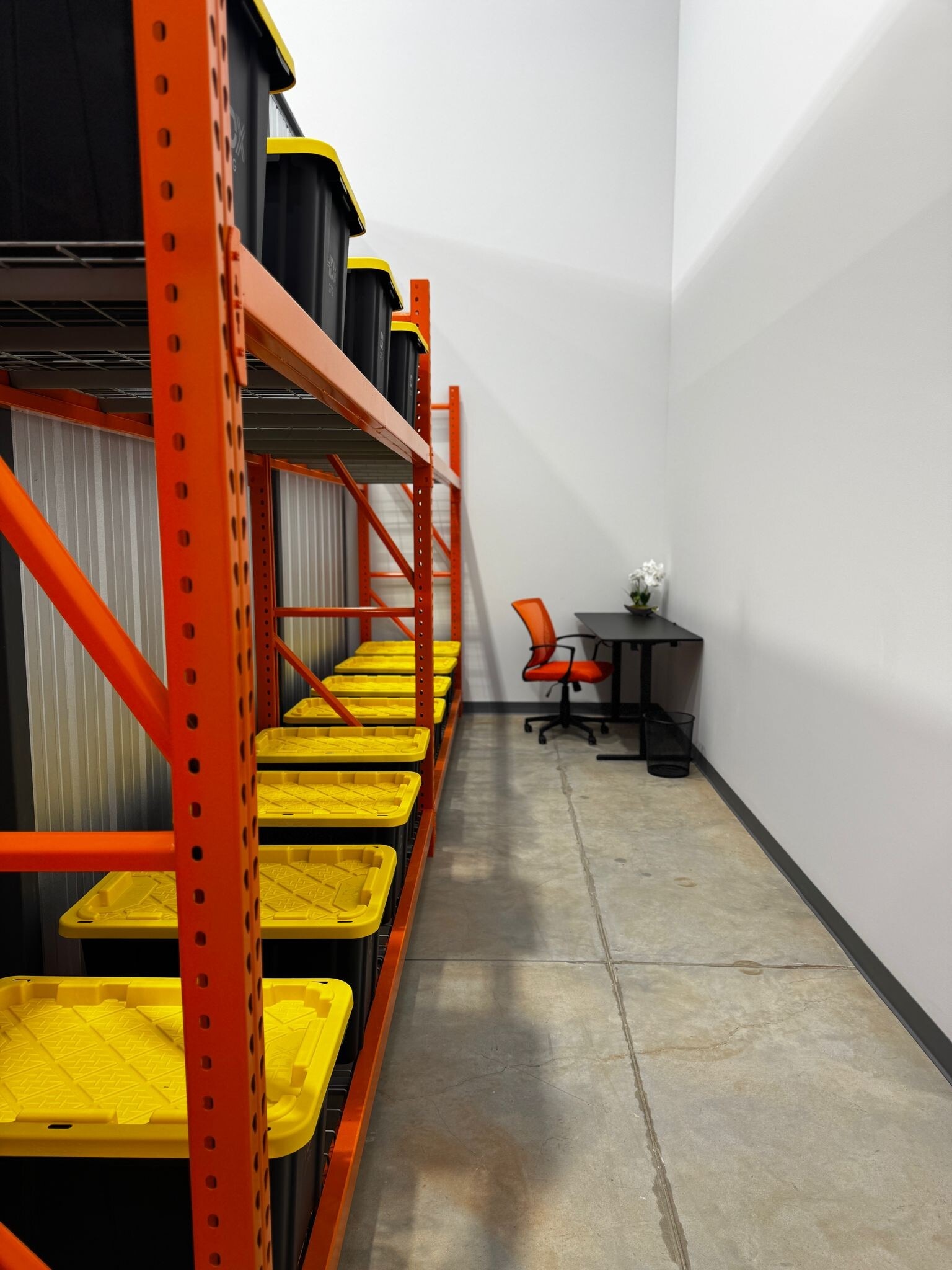 1027 Outpost Dr, Conroe, TX for lease Building Photo- Image 1 of 5