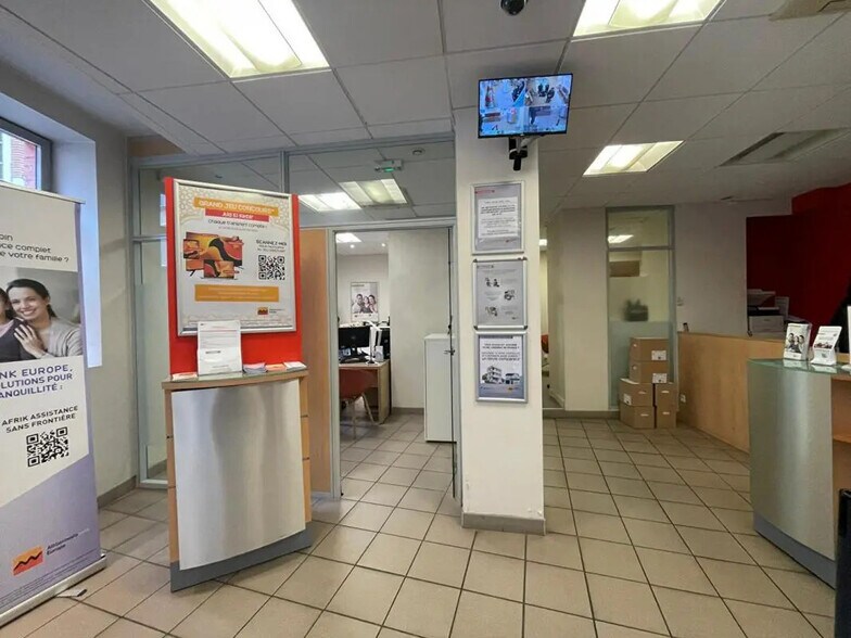 Commerce de détail dans Toulouse à louer - Hall d’entrée - Image 3 de 6