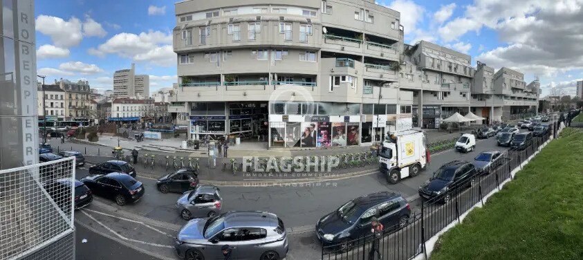 Retail in Ivry-sur-Seine for lease Building Photo- Image 1 of 4