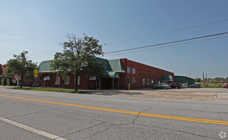 1002 Telfair St, Augusta, GA à louer - Photo du bâtiment - Image 1 de 10