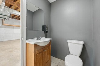 34 Clifton Ave, Ansonia, CT for lease Interior Photo- Image 2 of 12