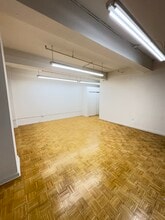 147 W 35th St, New York, NY for lease Interior Photo- Image 2 of 6