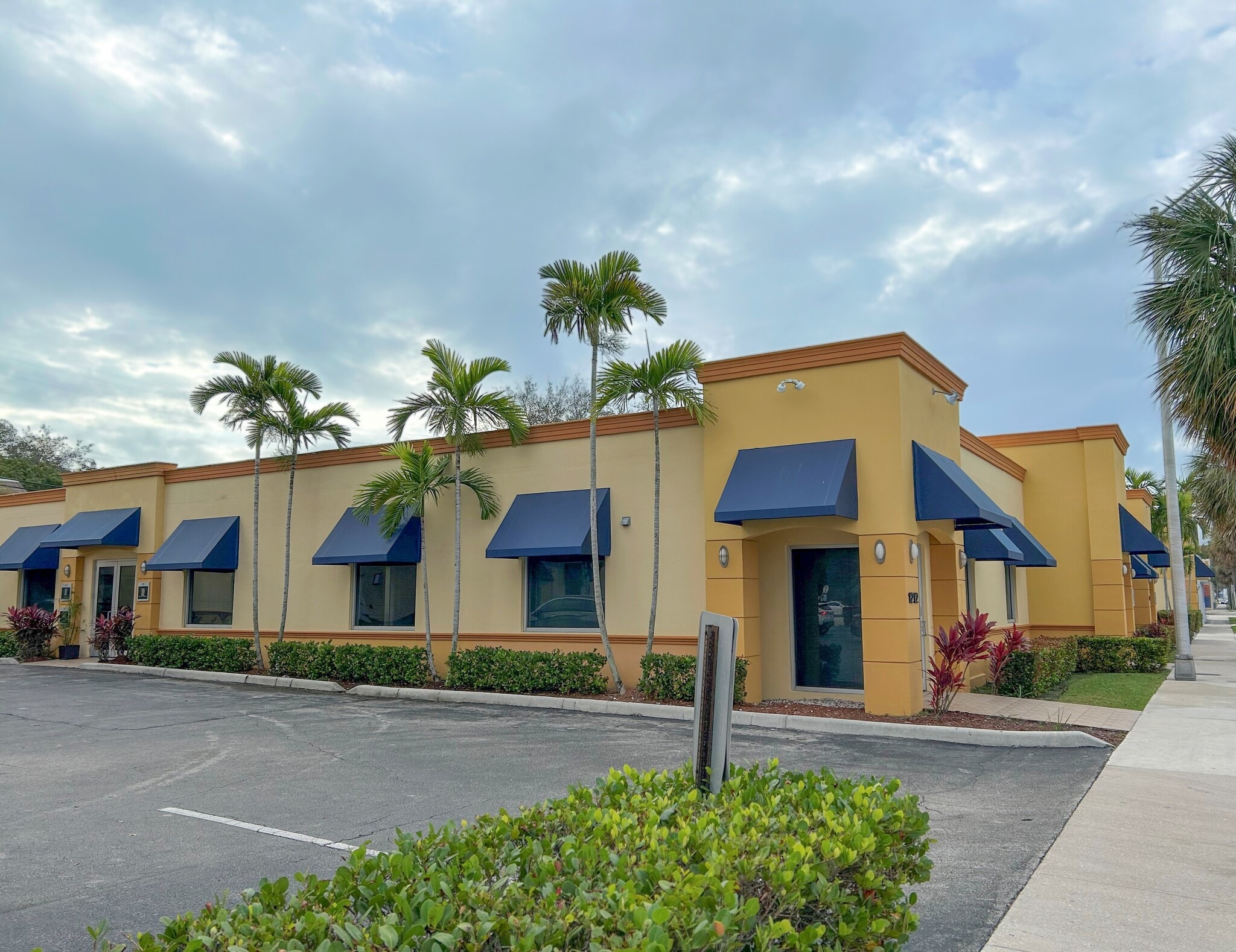 1212-1214 S Andrews Ave, Fort Lauderdale, FL for sale Primary Photo- Image 1 of 3