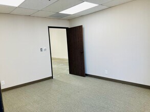 2235 1st St, Simi Valley, CA for lease Interior Photo- Image 1 of 4