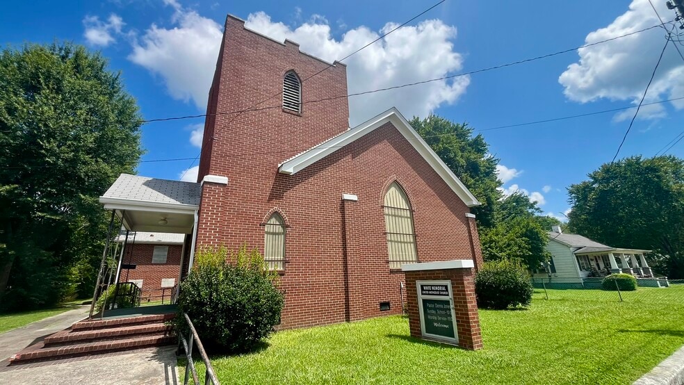 529 Alexander Ave, Henderson, NC for sale - Primary Photo - Image 1 of 16