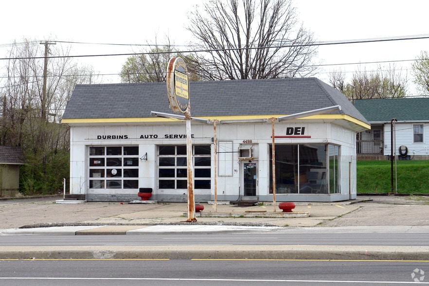 4498 N Keystone Ave, Indianapolis, IN for sale - Building Photo - Image 2 of 22