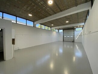 Plus de détails pour 28 Rue Condorcet, Taverny - Local d'activités à louer