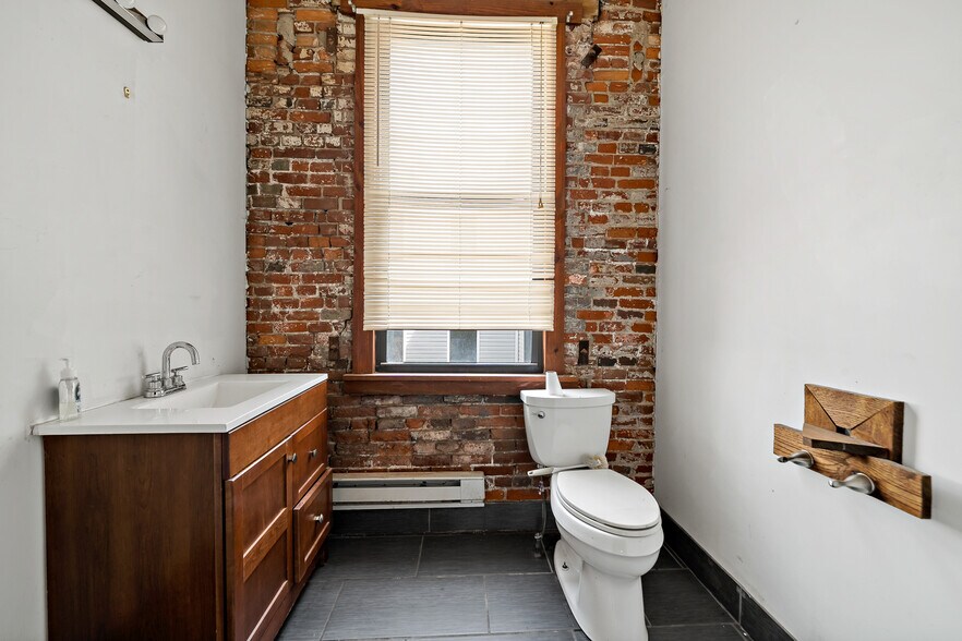 2101 Germantown Ave, Philadelphia, PA à vendre - Photo du bâtiment - Image 2 de 48
