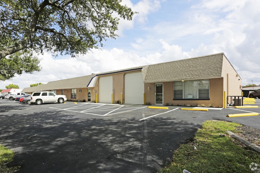 1013-1017 SE 12th Ave, Cape Coral, FL for lease - Building Photo - Image 3 of 46