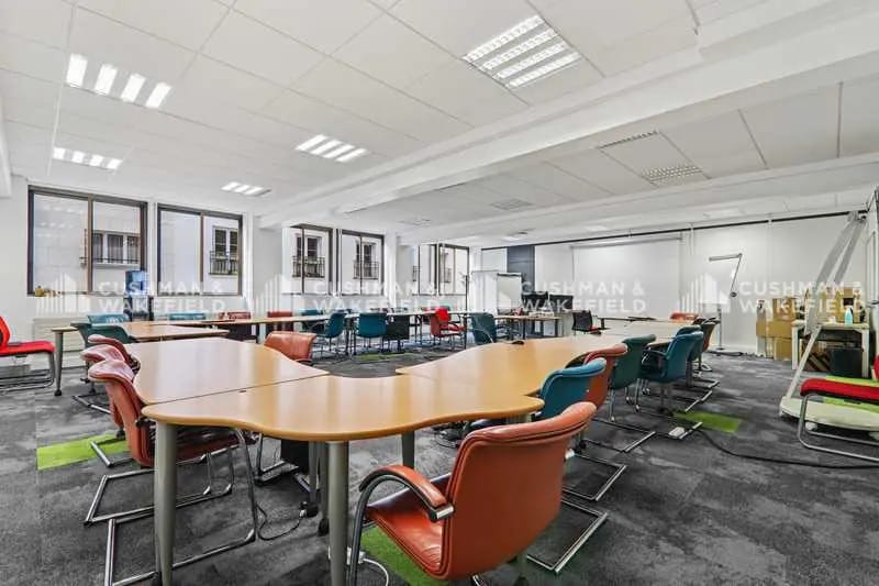 164 Rue De Javel, Paris for lease - Interior Photo - Image 2 of 18