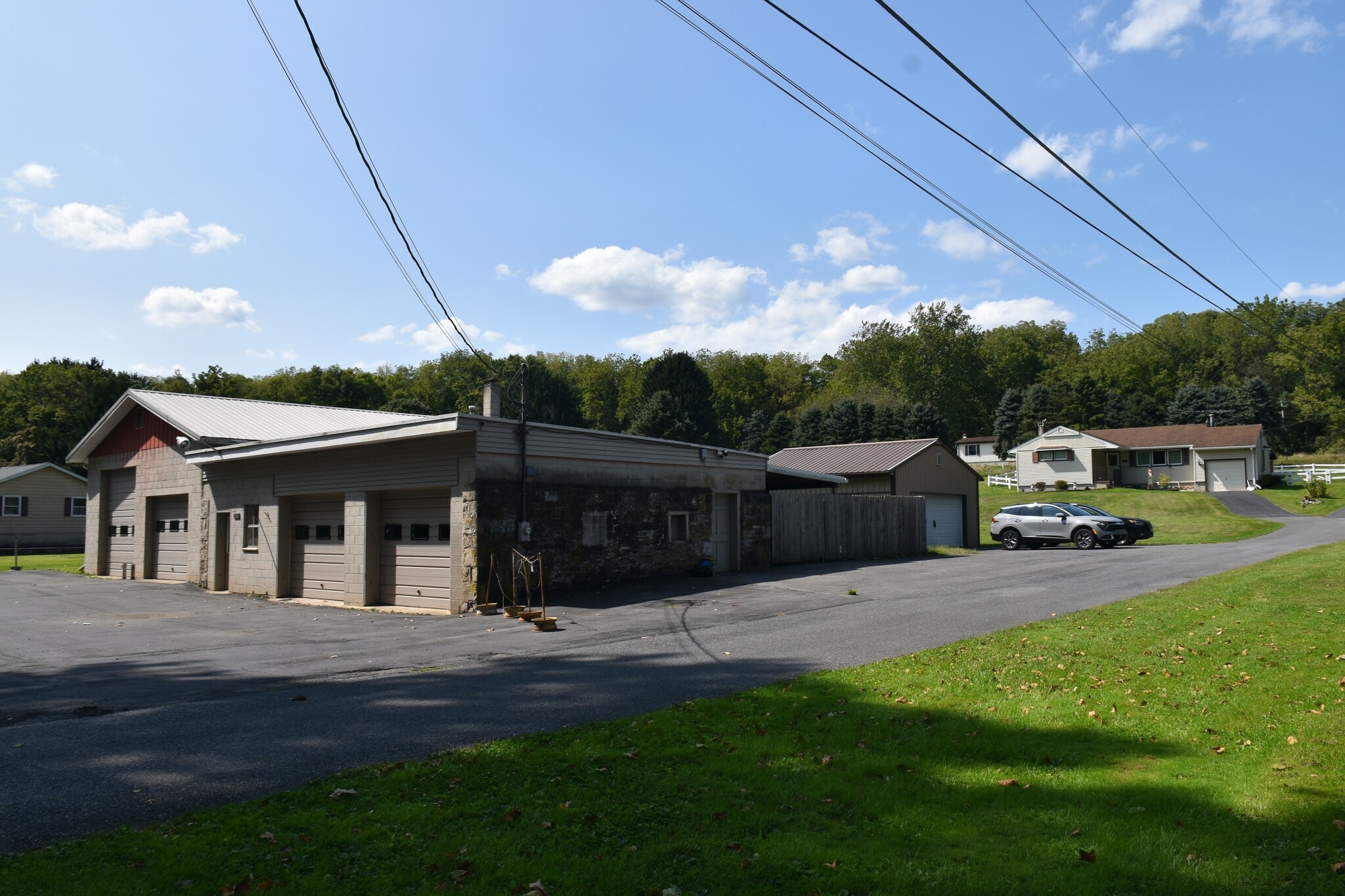 4592 S Delaware Dr, Easton, PA for sale Primary Photo- Image 1 of 36