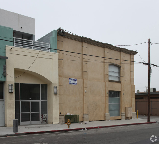 738 E 14th St, Los Angeles, CA for lease - Building Photo - Image 2 of 6