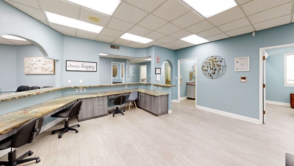 4491 W Northern Ave, Glendale, AZ for sale - Matterport 3D Scan - Image 3 of 21