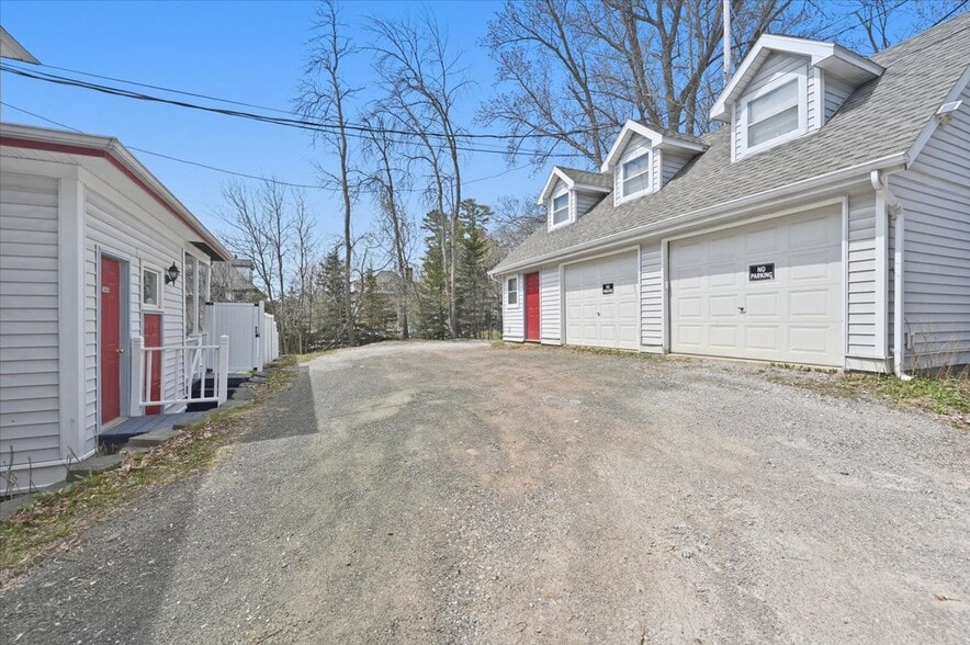 1727 E Superior St, Duluth, MN à vendre - Photo du bâtiment - Image 2 de 30