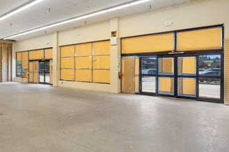 10576 Silverdale Way, Silverdale, WA for lease Building Photo- Image 1 of 9