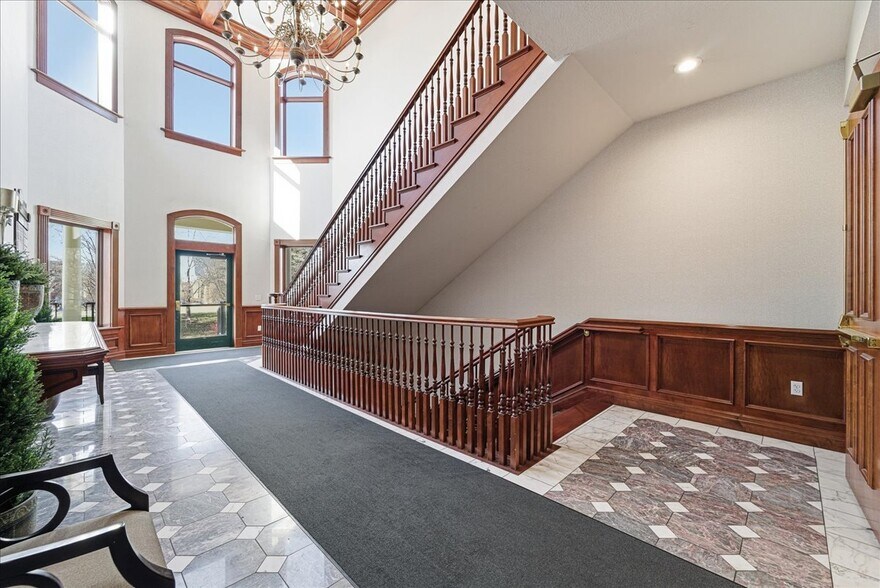 3550 N University Ave, Provo, UT à louer - Photo du bâtiment - Image 2 de 13