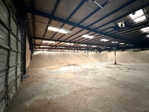 102 S Main St, Mountain Grove, MO à vendre Photo intérieure- Image 1 de 6