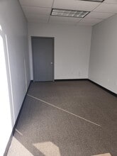 11500 FM 1960 Rd W, Houston, TX à louer Photo intérieure- Image 1 de 7