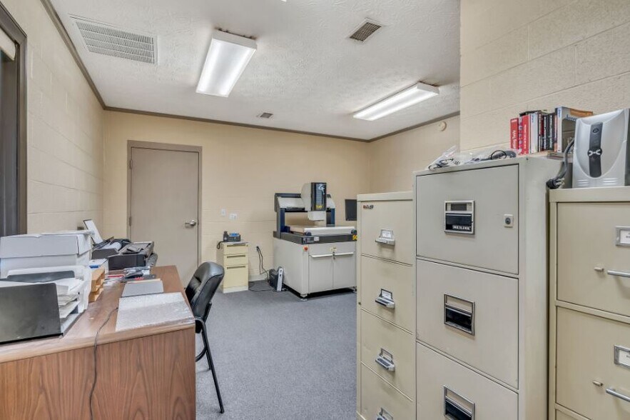 106 Tennsco Dr, Dickson, TN à vendre - Photo intérieure - Image 3 de 11