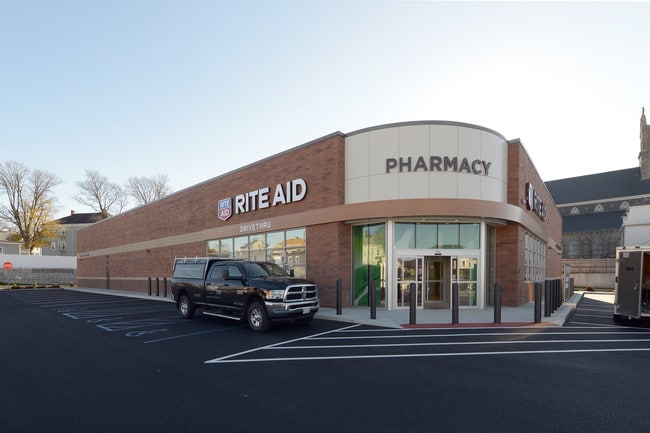 More details for 1512 S Main St, Fall River, MA - Retail for Lease