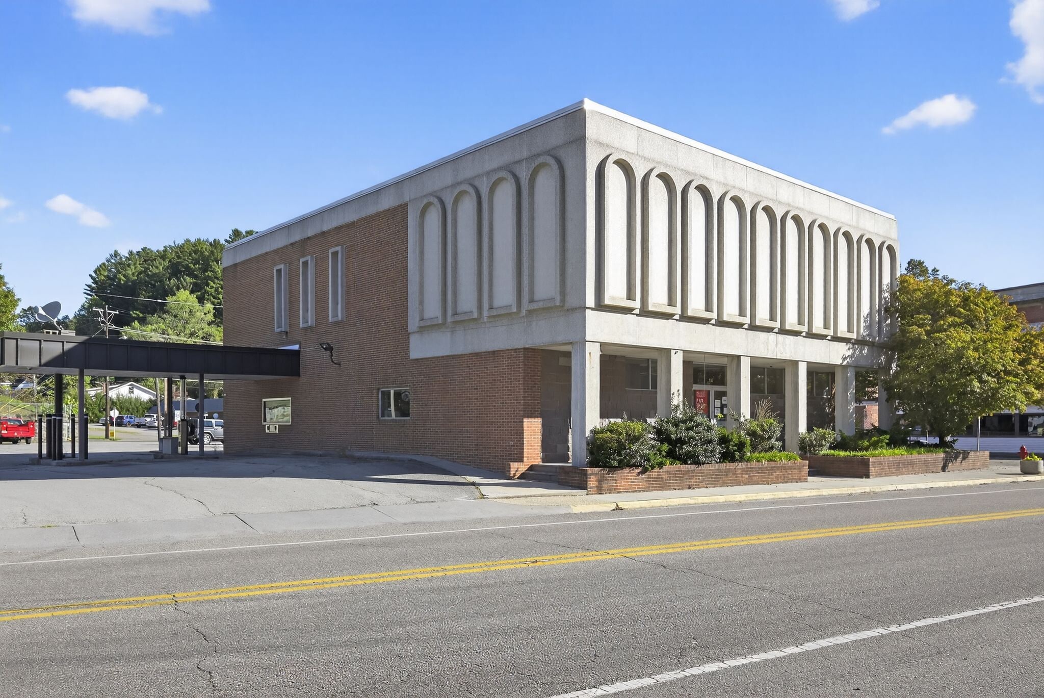 335 Front st, Coeburn, VA for sale Building Photo- Image 1 of 11