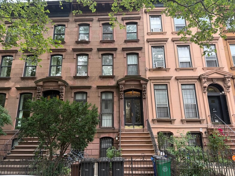 410 Vanderbilt Ave, Brooklyn, NY à vendre - Photo du bâtiment - Image 2 de 3