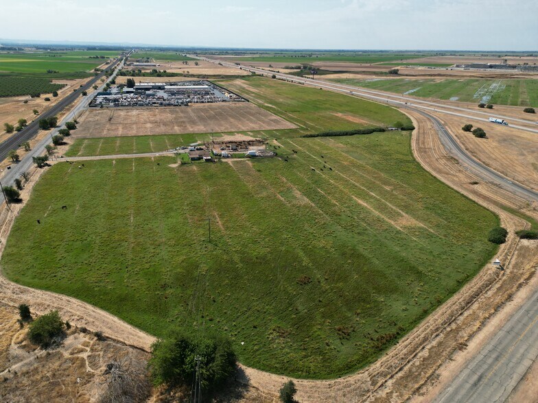 3854 Rancho Rd, Wheatland, CA à vendre - Photo du bâtiment - Image 1 de 7