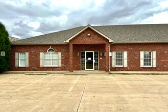 3901 General Electric Rd, Bloomington, IL for lease Building Photo- Image 1 of 21