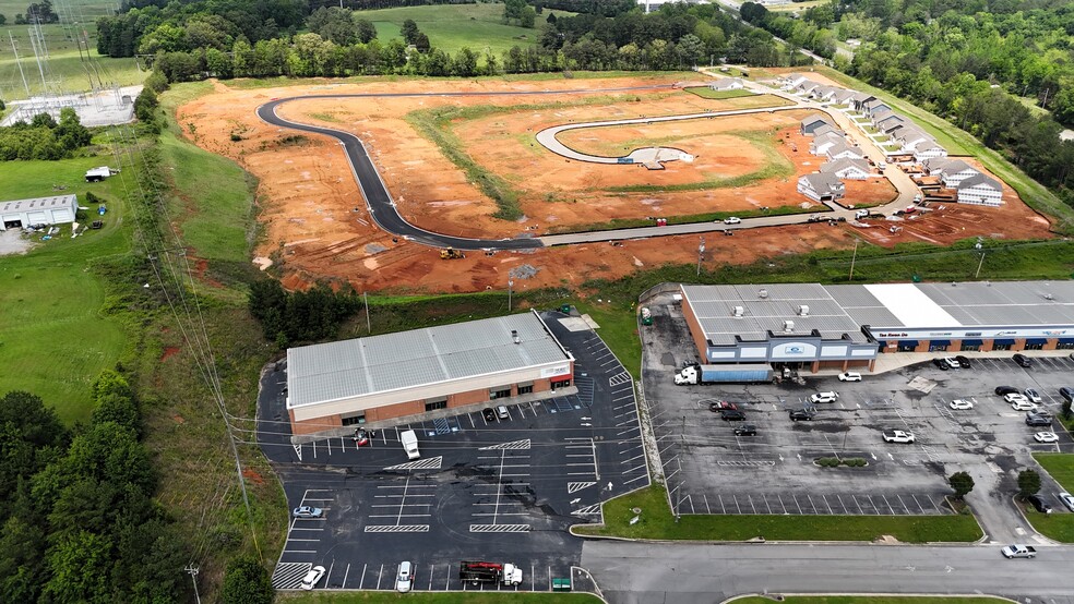 150 Pearl Dr, LaFayette, GA à vendre - Photo du bâtiment - Image 3 de 51