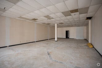 4802-4930 Fairmont Pky, Pasadena, TX for sale Interior Photo- Image 1 of 1