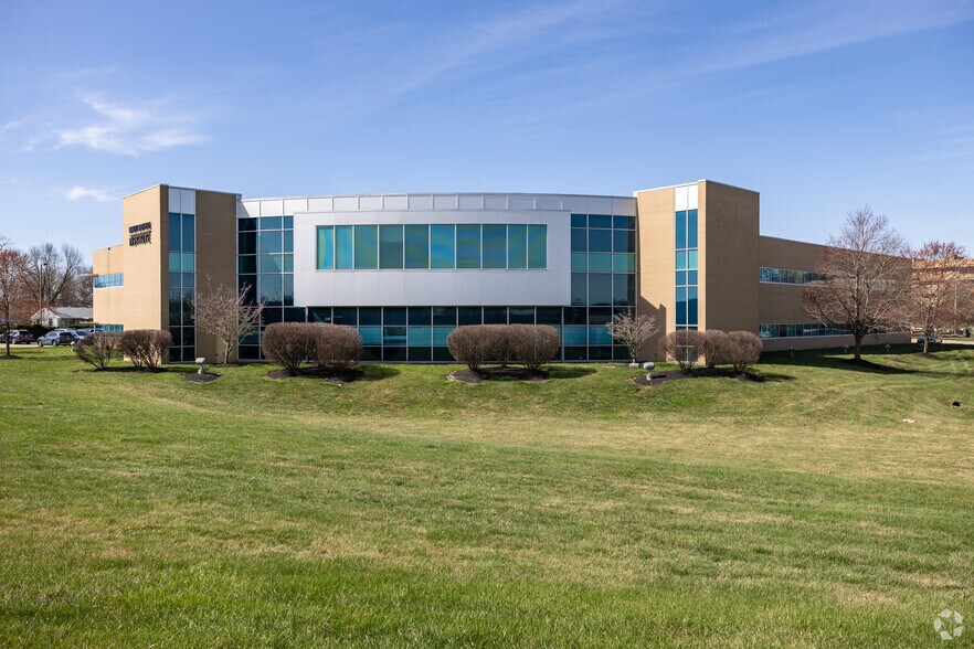 5000 Springfield St, Dayton, OH à louer - Photo du bâtiment - Image 3 de 9