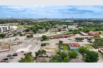 2002 Broadway St, Houston, TX - Aerial  map view - Image1