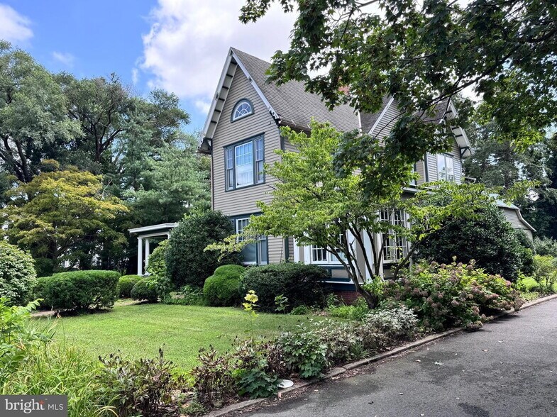 222 S Washington St, Millsboro, DE à vendre - Photo du bâtiment - Image 2 de 17